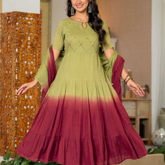 Women Tie& dye Mulcotton Anarkali Shape Kurta, Pant With Dupatta