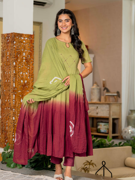 Women Tie& dye Mulcotton Anarkali Shape Kurta, Pant With Dupatta