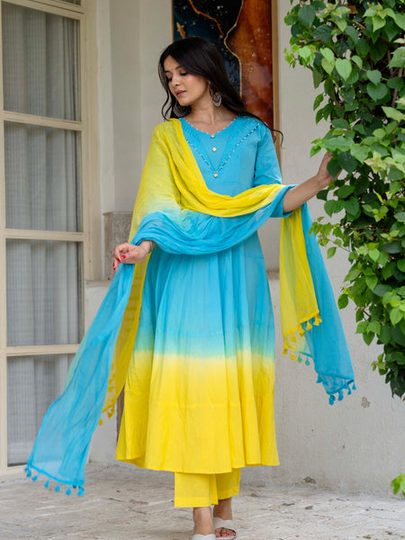 Women Tie& dye Cotton Anarkali Shape Kurta, Pant With Dupatta