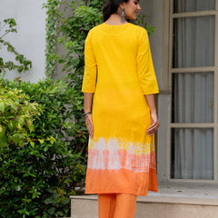 Women Tie& Dye Cotton Straight Shape Kurta , Pant With Dupatta