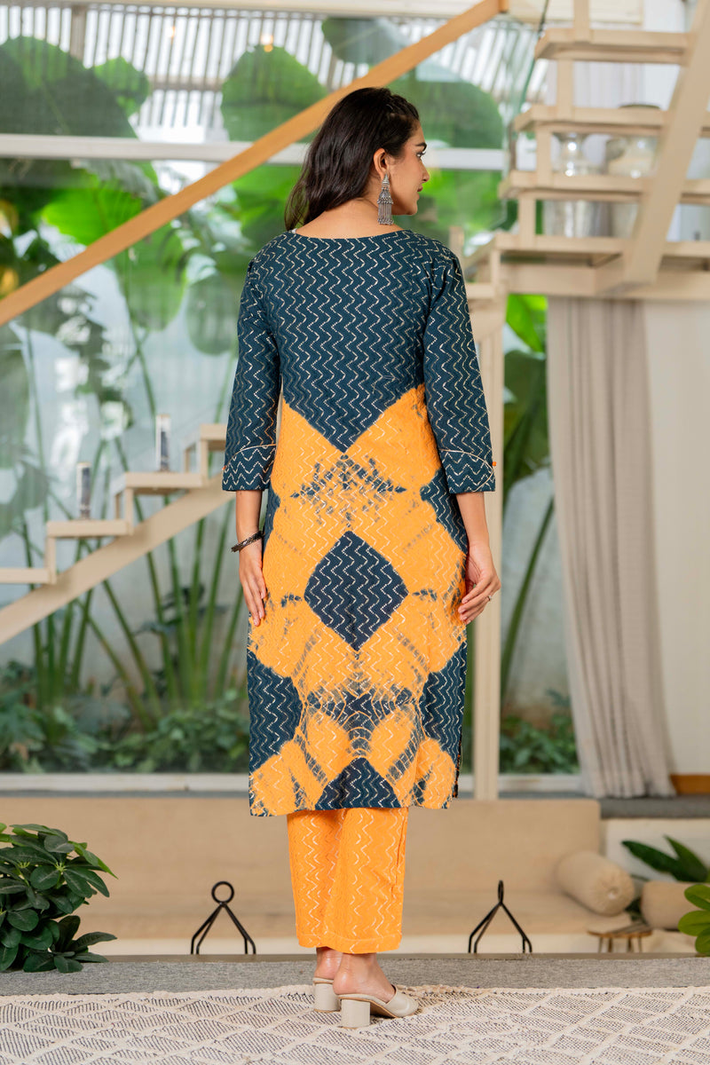 Women Tie& Dye Cotton Lapet Straight Shape Kurta , Pant With Dupatta