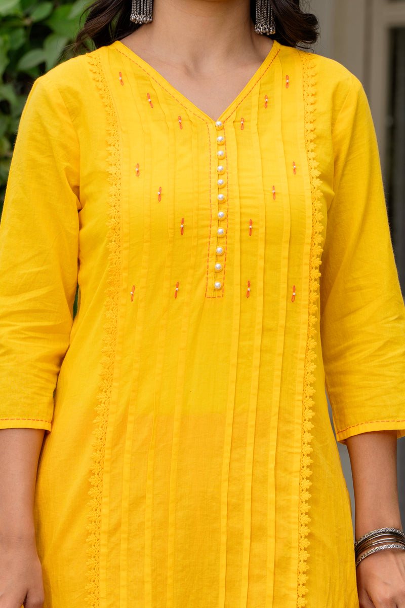 Women Tie& Dye Cotton Straight Shape Kurta , Pant With Dupatta