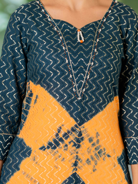 Women Tie& Dye Cotton Lapet Straight Shape Kurta , Pant With Dupatta