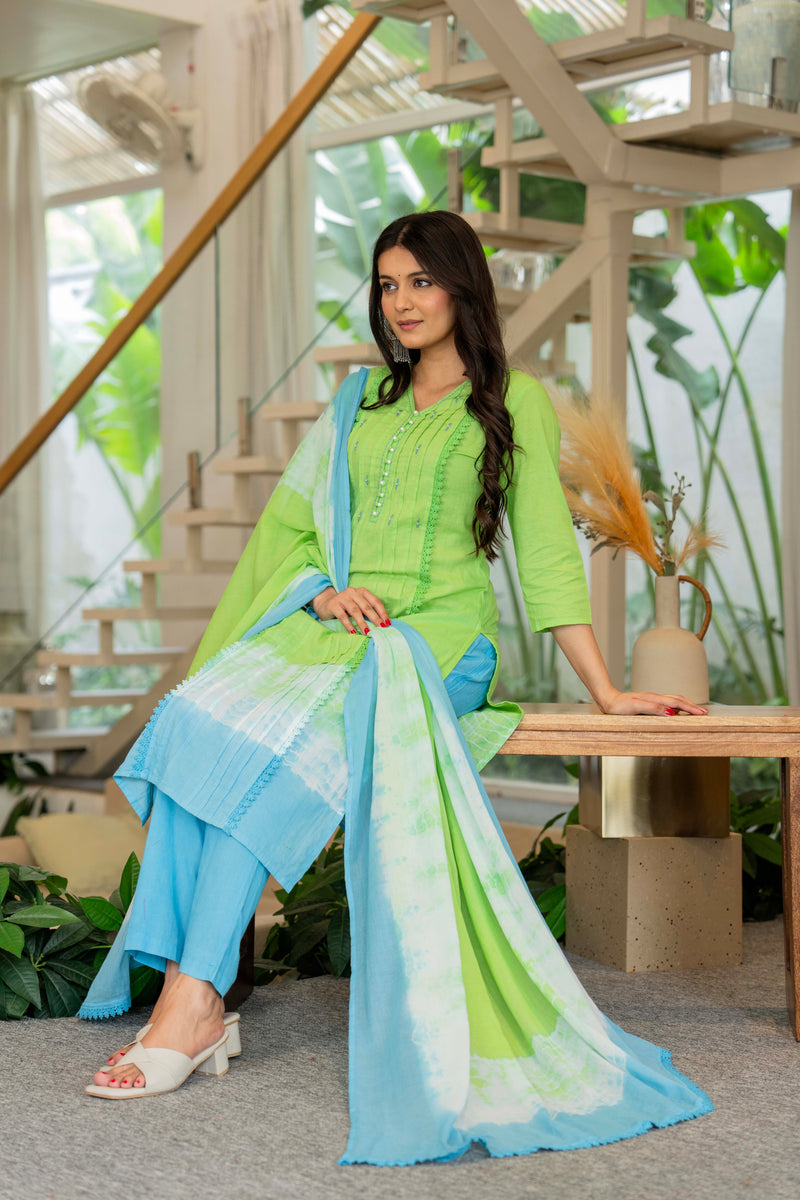 Women Tie& Dye Cotton Straight Shape Kurta , Pant With Dupatta