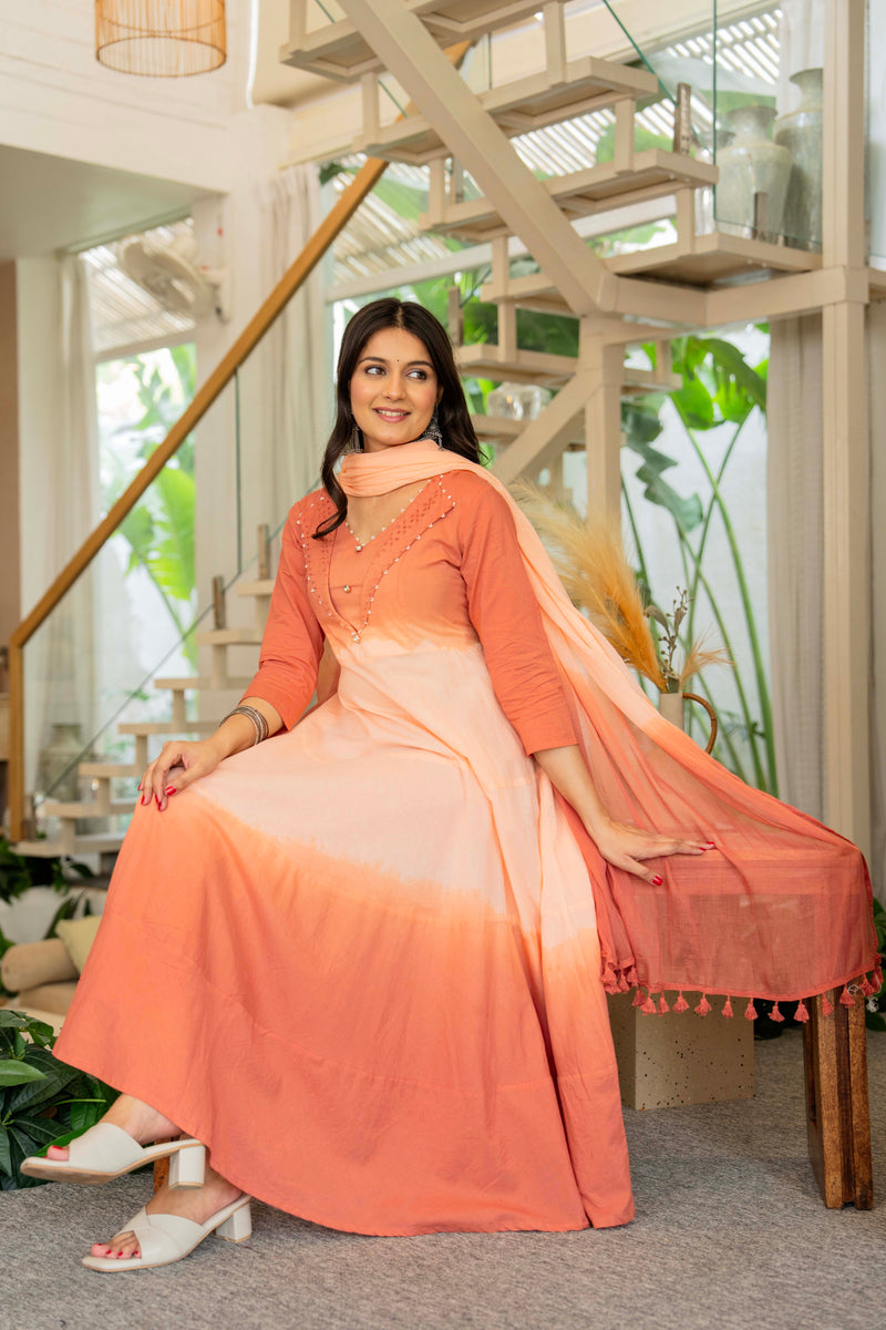 Women Tie& dye Cotton Anarkali Shape Kurta, Pant With Dupatta