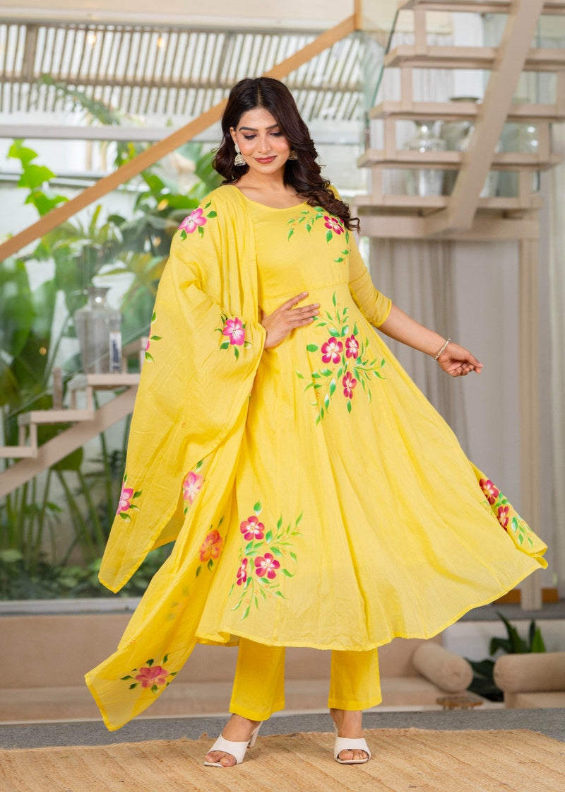 Mulcotton Hand Painted Kali Kurta Pant & Dupatta