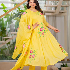 Mulcotton Hand Painted Kali Kurta Pant & Dupatta