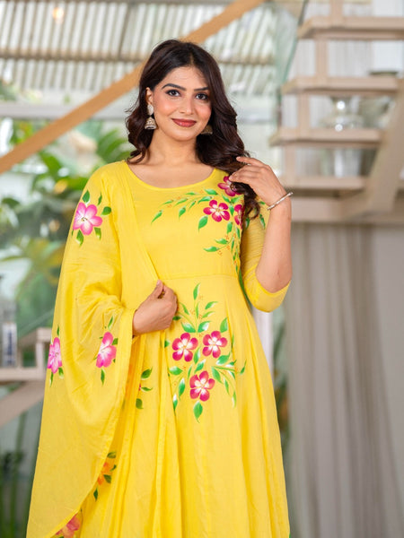 Mulcotton Hand Painted Kali Kurta Pant & Dupatta