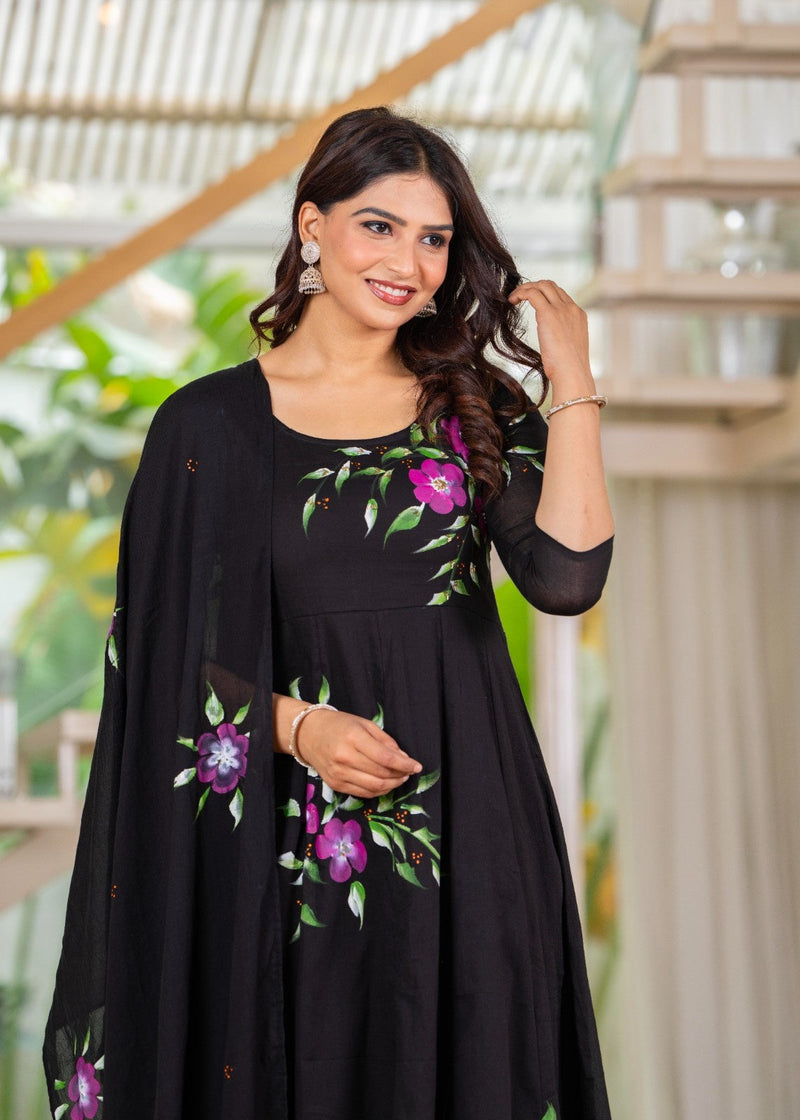 Mulcotton Hand Painted Kali Kurta Pant & Dupatta