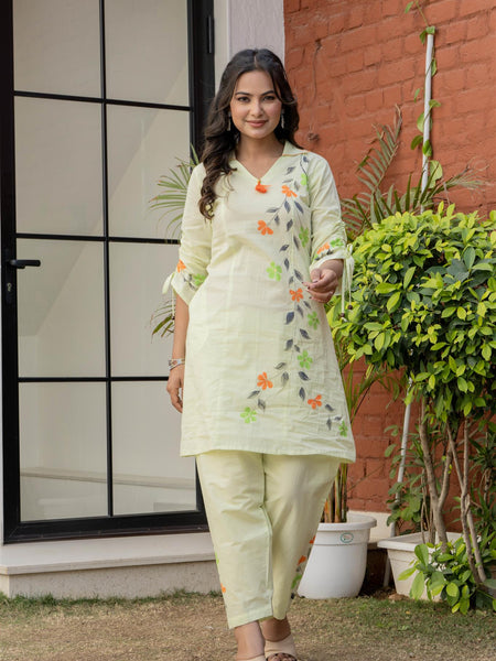 Woman Cotton V-Neck with Collor Hand Brush Painted Cord Set