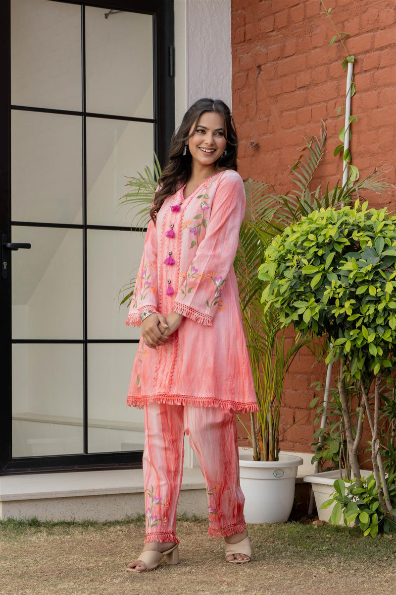 Woman Cotton V-Neck Embroidery Cord Set