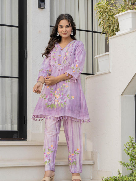 Woman Cotton V-Neck Embroidery Cord Set