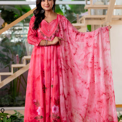 Women Rubyred Tie&Dye Anarkali shape, kurta, pant & Duptta