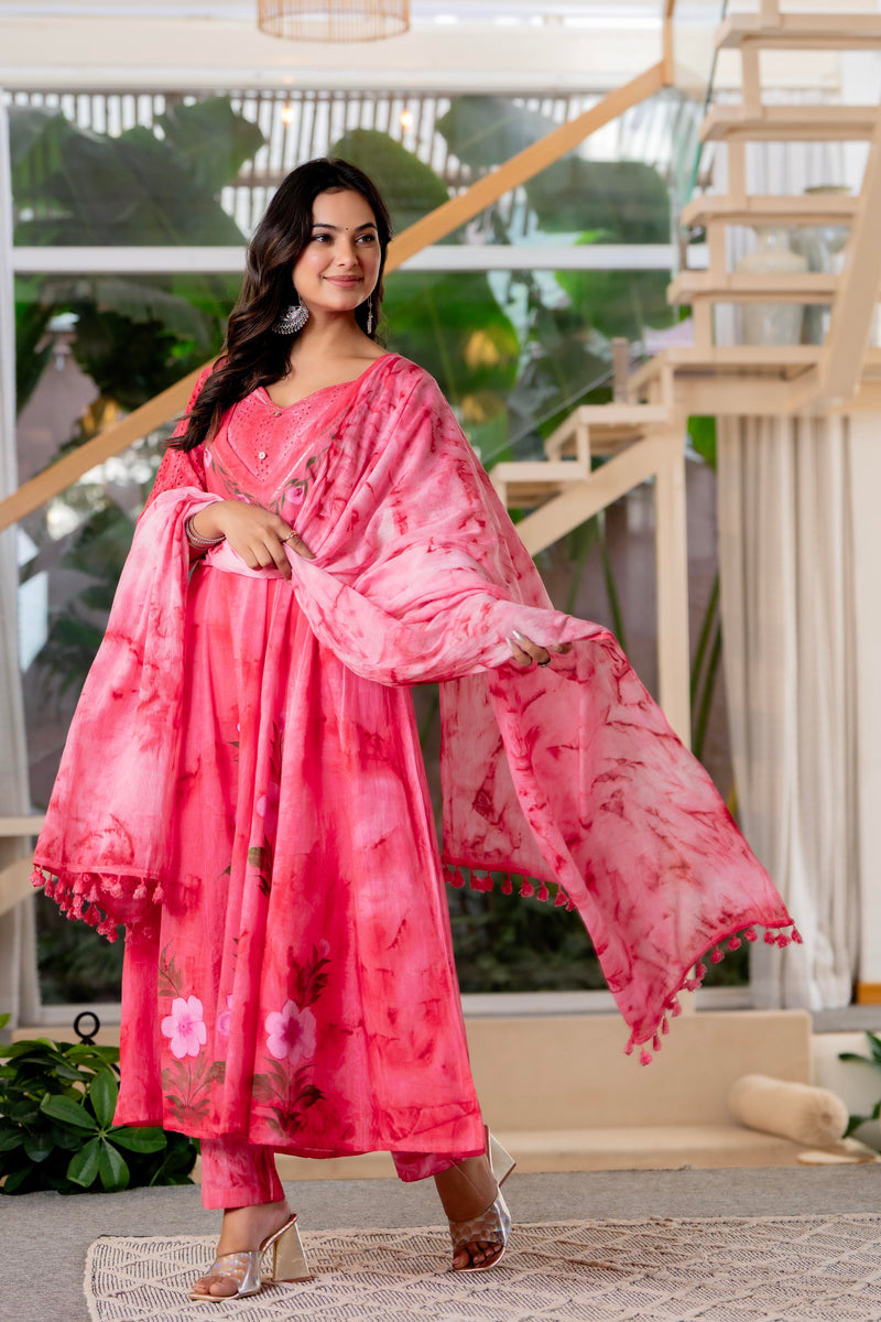 Women Rubyred Tie&Dye Anarkali shape, kurta, pant & Duptta