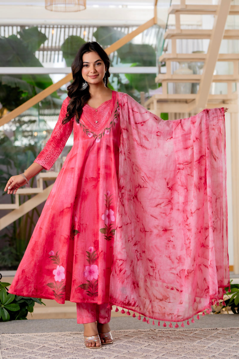 Women Rubyred Tie&Dye Anarkali shape, kurta, pant & Duptta