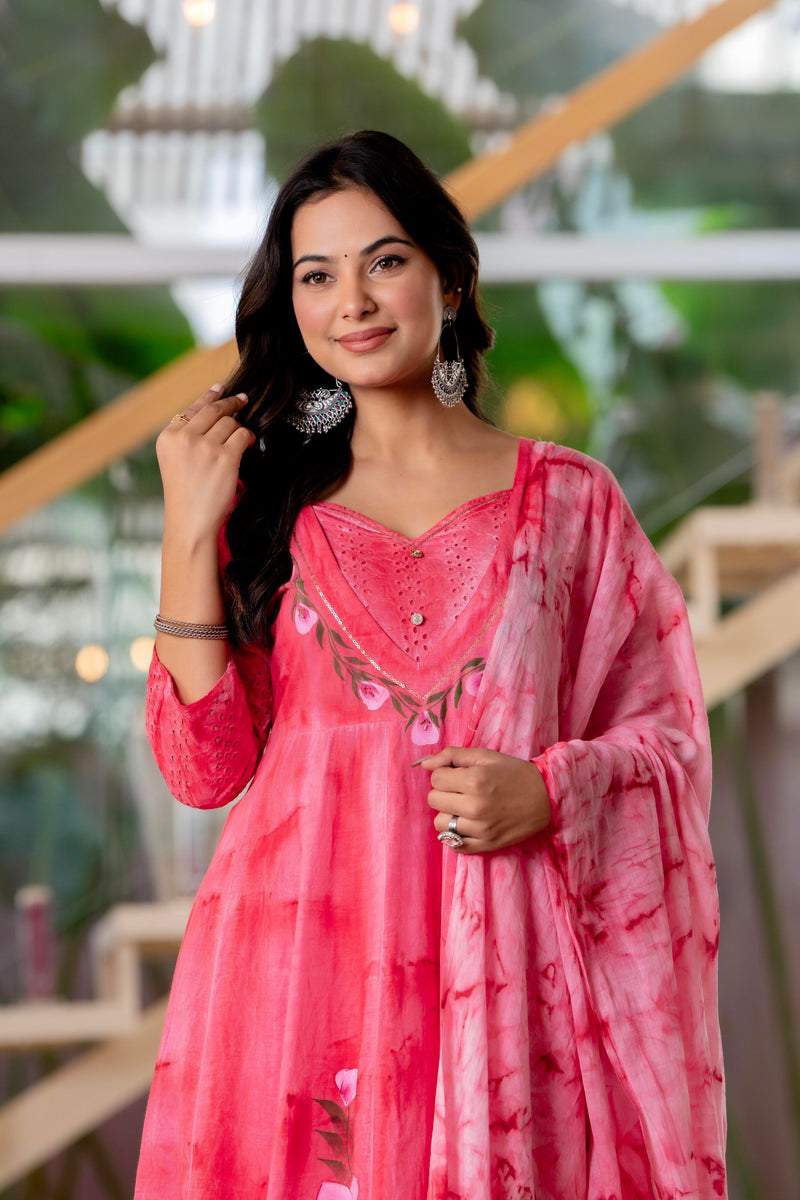 Women Rubyred Tie&Dye Anarkali shape, kurta, pant & Duptta