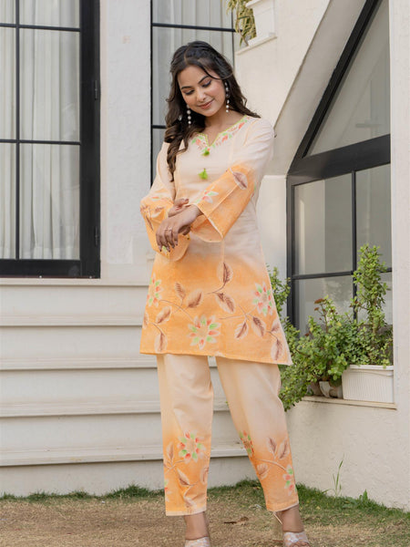 Woman Cotton V-Neck with Collor Hand Brush Painted Cord Set