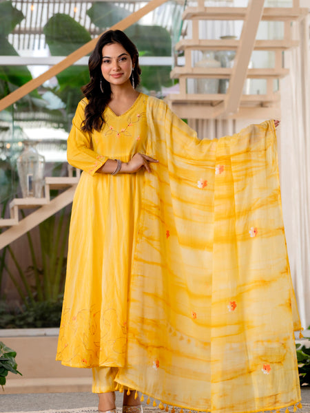 Women Yellow Tie&Dye and Manual embroidery Anarkali shape, kurta, pant & Duptta