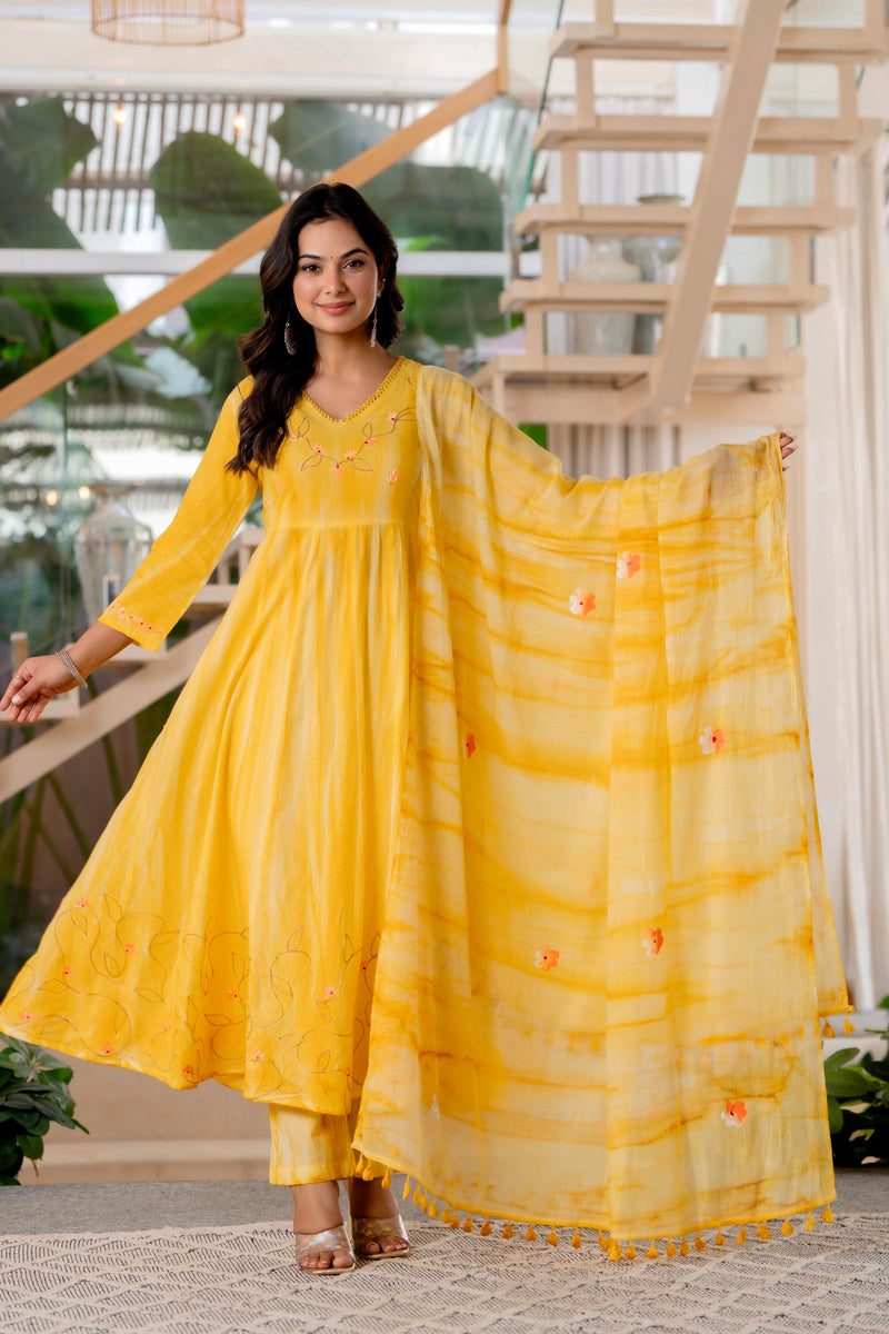 Women Yellow Tie&Dye and Manual embroidery Anarkali shape, kurta, pant & Duptta
