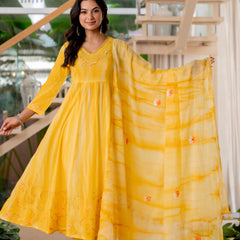 Women Yellow Tie&Dye and Manual embroidery Anarkali shape, kurta, pant & Duptta