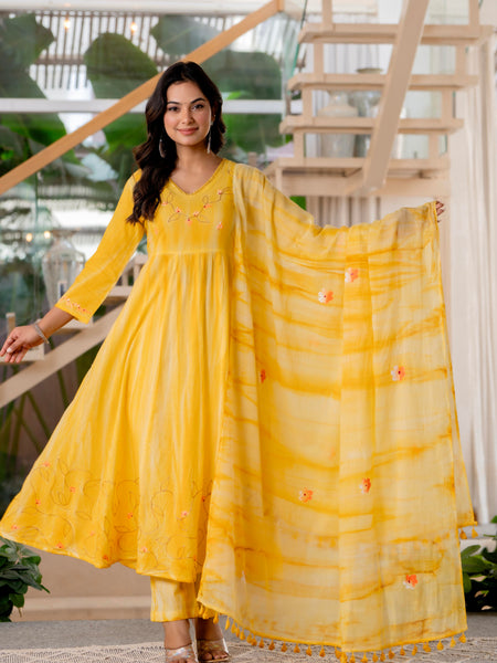 Women Yellow Tie&Dye and Manual embroidery Anarkali shape, kurta, pant & Duptta