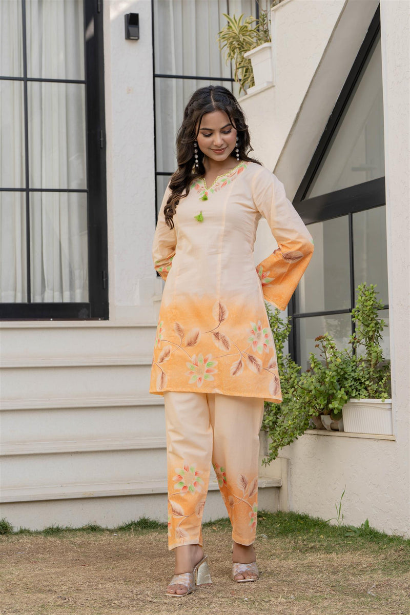 Woman Cotton V-Neck with Collor Hand Brush Painted Cord Set
