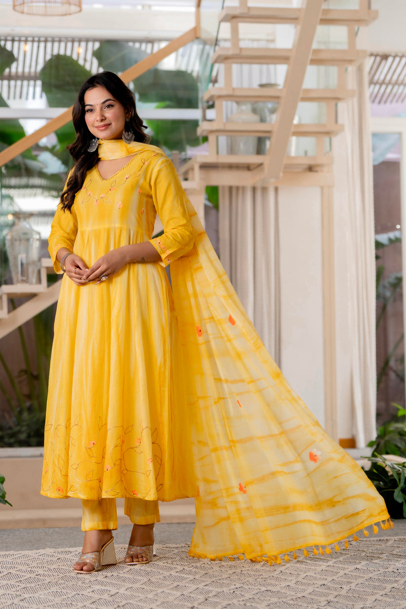 Women Yellow Tie&Dye and Manual embroidery Anarkali shape, kurta, pant & Duptta