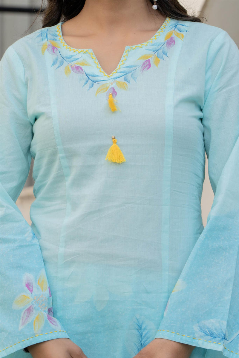 Woman V-Neck Hand Brush Painted Cord Set