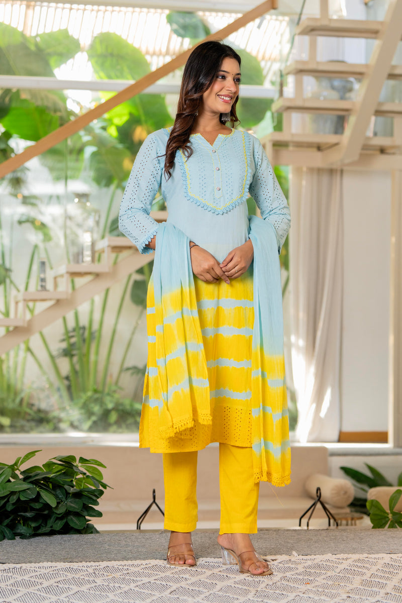 Women Tie& dye Cotton Straight Shape Kurta, Pant With Dupapta
