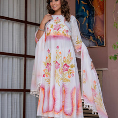 Women White Brush Paint, Anarkali shape, kurta, pant & Duptta