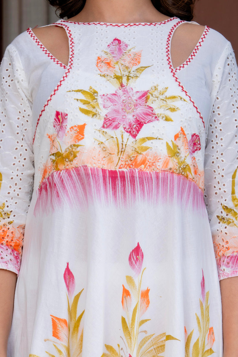 Women White Brush Paint, Anarkali shape, kurta, pant & Duptta